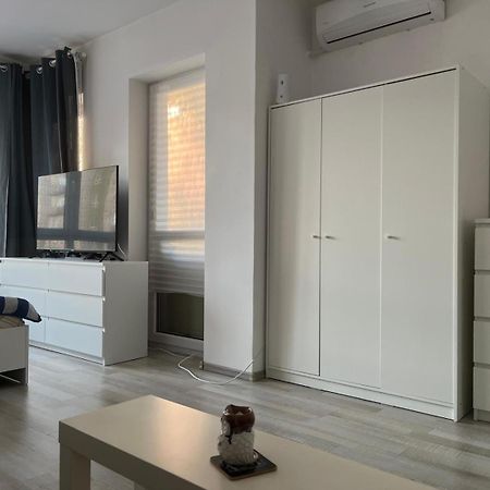 One Rent Apartman Brassó Kültér fotó